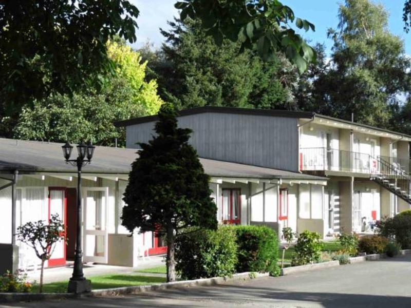 Spa Lodge Motel Ханмер-Спрингс Экстерьер фото