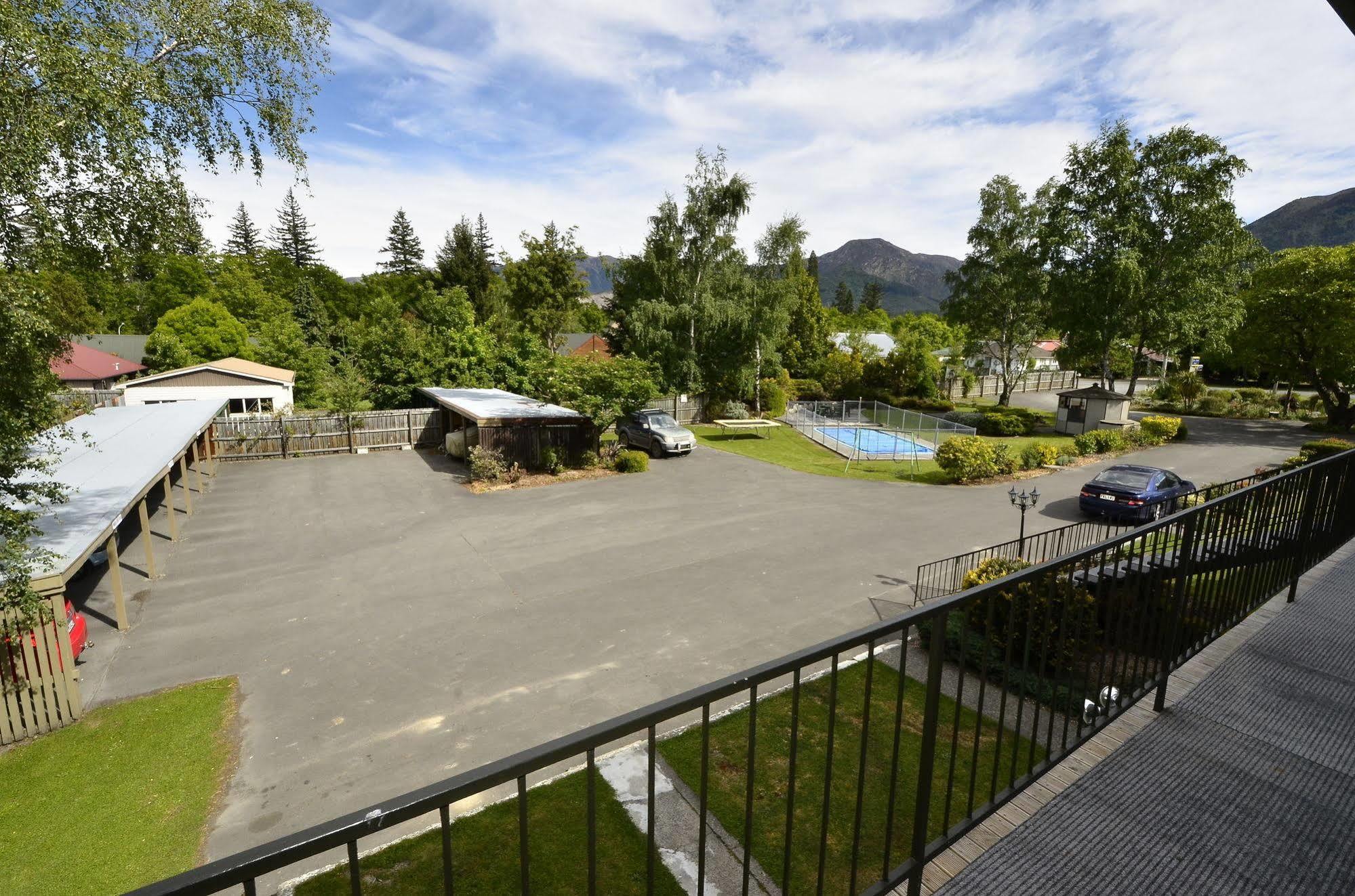 Spa Lodge Motel Ханмер-Спрингс Экстерьер фото